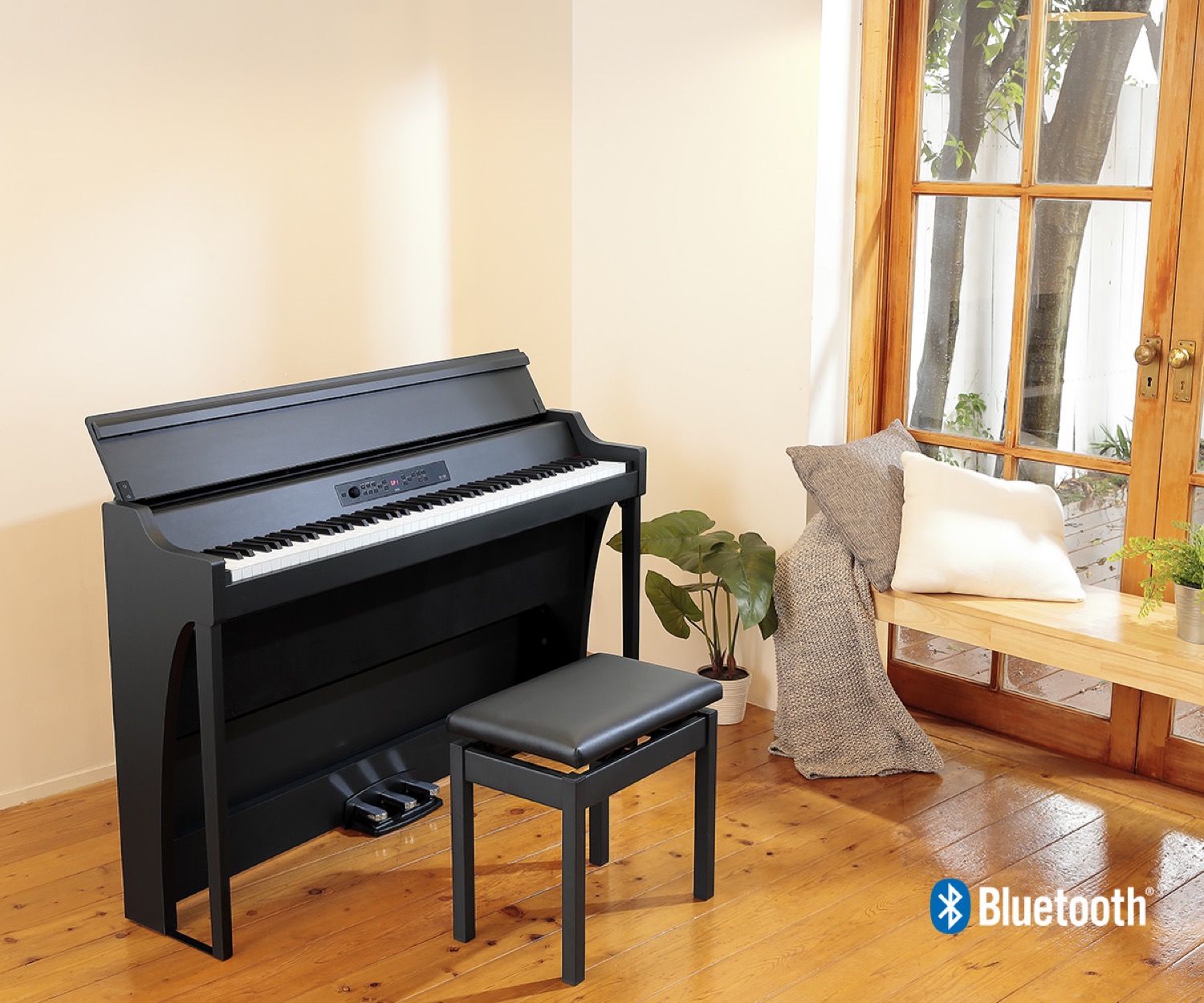 Цифровое пианино Korg LP-380 в интерьере