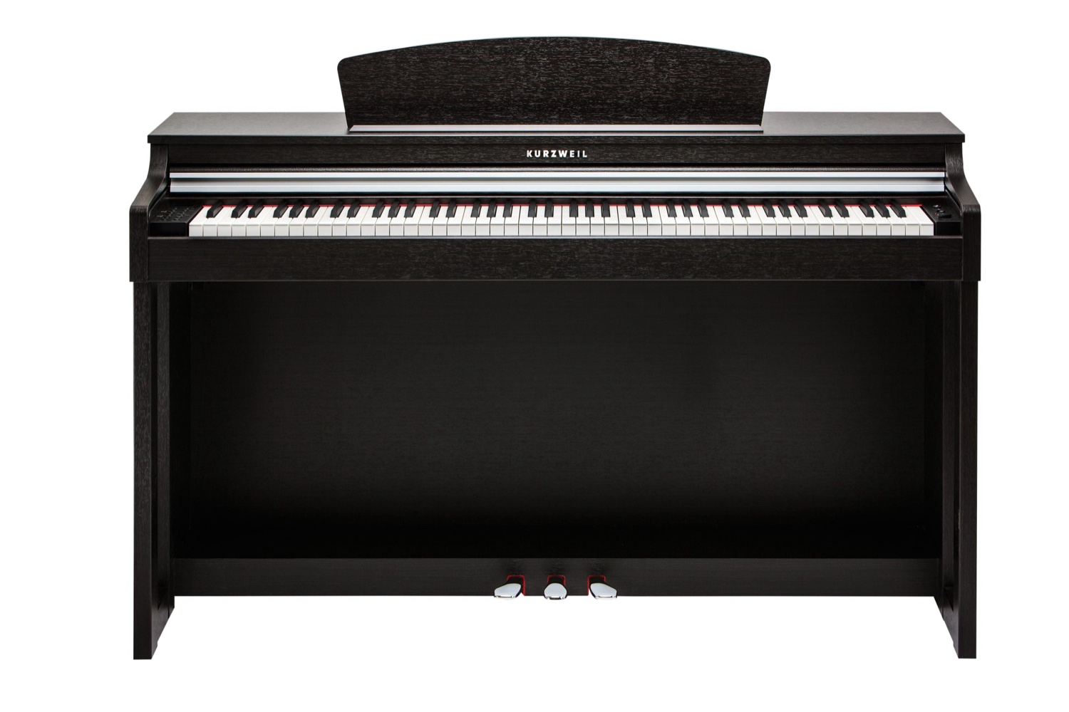 Цифровое пианино Kurzweil M120 в чёрной отделке — спинет-корпус с тремя педалями и надписью KURZWEIL, вид спереди целиком