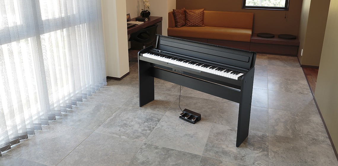 Korg LP-180 — компактное корпусное цифровое пианино